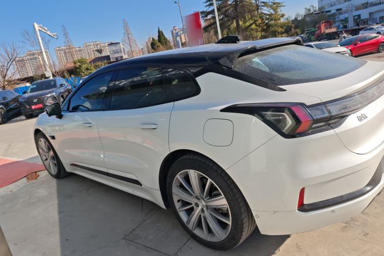 Used Zeekr 001 2023 WE Edition 100 kWh Left Side
