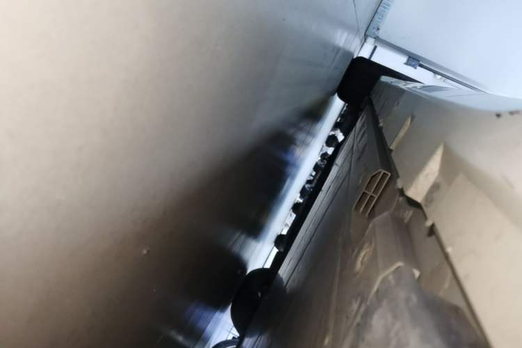 Used Zeekr 001 2023 WE Edition 100 kWh Left Side Sill