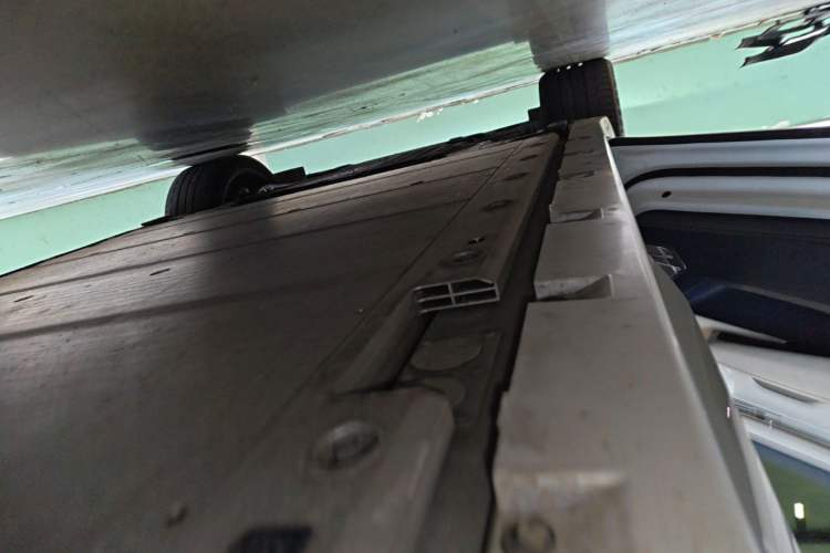 Used Zeekr 001 2023 WE Edition 100 kWh Left Side Sill