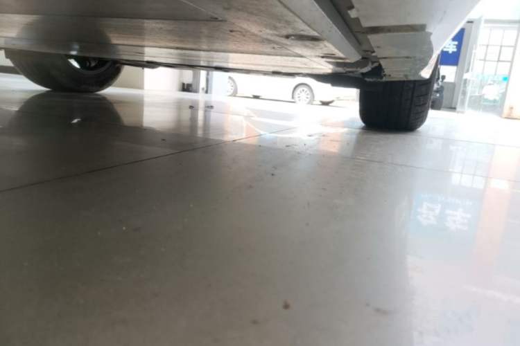 Used Zeekr 001 2023 WE Edition 86 kWh Left Side Sill