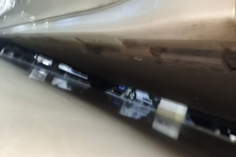 Used Zeekr 001 2023 WE Edition 86 kWh Left Side Sill