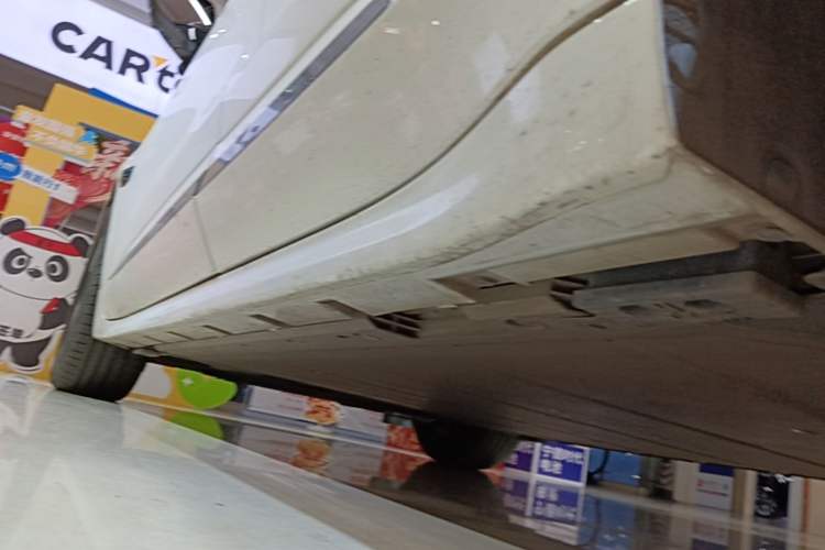 Used Zeekr 001 2023 WE Edition 100 kWh Left Side Sill