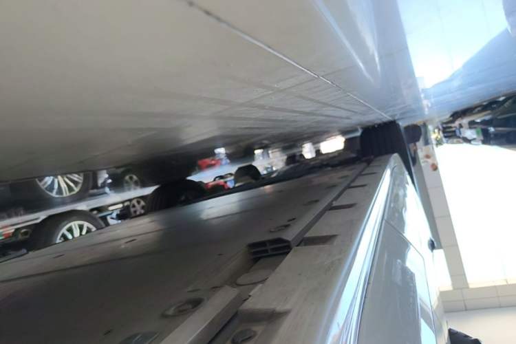 Used Zeekr 001 2023 WE Edition 100 kWh Left Side Sill