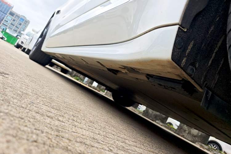 Used Zeekr 001 2023 WE Edition 100 kWh Left Side Sill