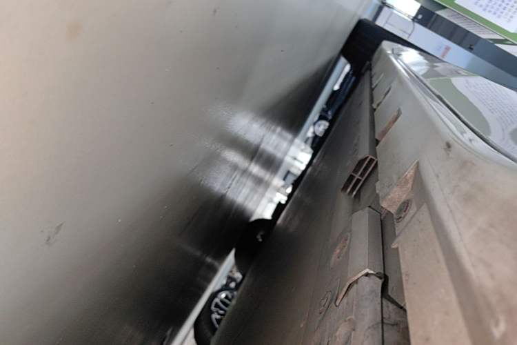 Used Zeekr 001 2023 WE Edition 86 kWh Left Side Sill