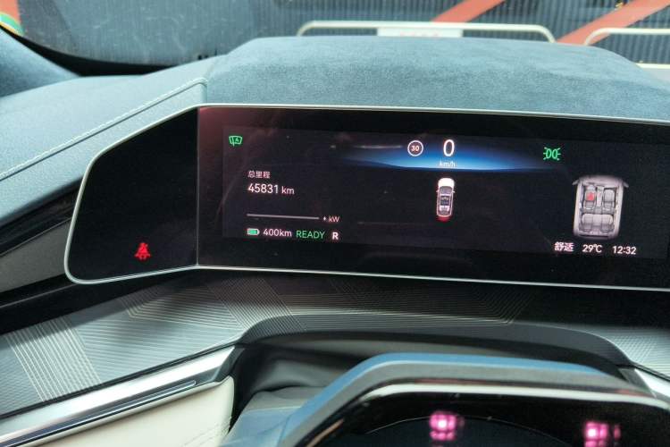 Used Zeekr 001 2023 WE Edition 86 kWh Odometer Close Up