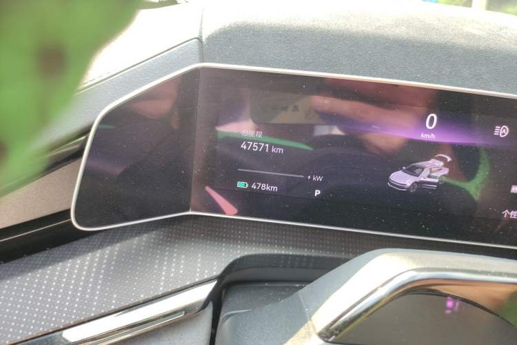 Used Zeekr 001 2023 YOU Edition 100 kWh Odometer Close Up