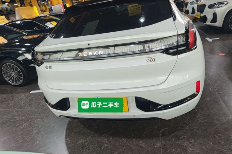Used Zeekr 001 2023 WE Edition 86 kWh Rear