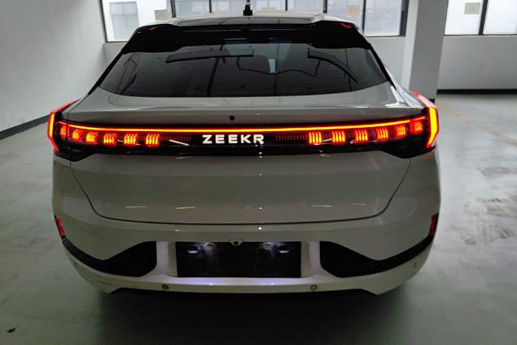 Used Zeekr 001 2023 WE Edition 86 kWh Rear