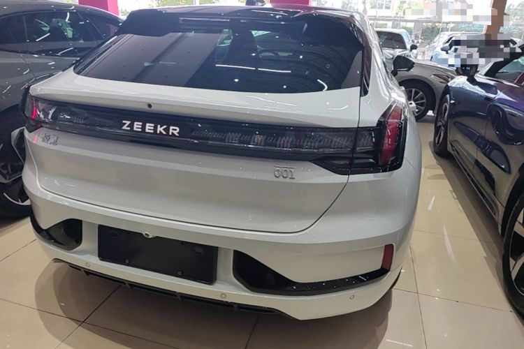 Used Zeekr 001 2023 WE Edition 86 kWh Rear