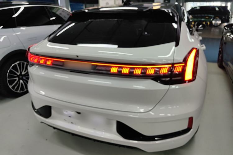 Used Zeekr 001 2023 WE Edition 86 kWh Rear