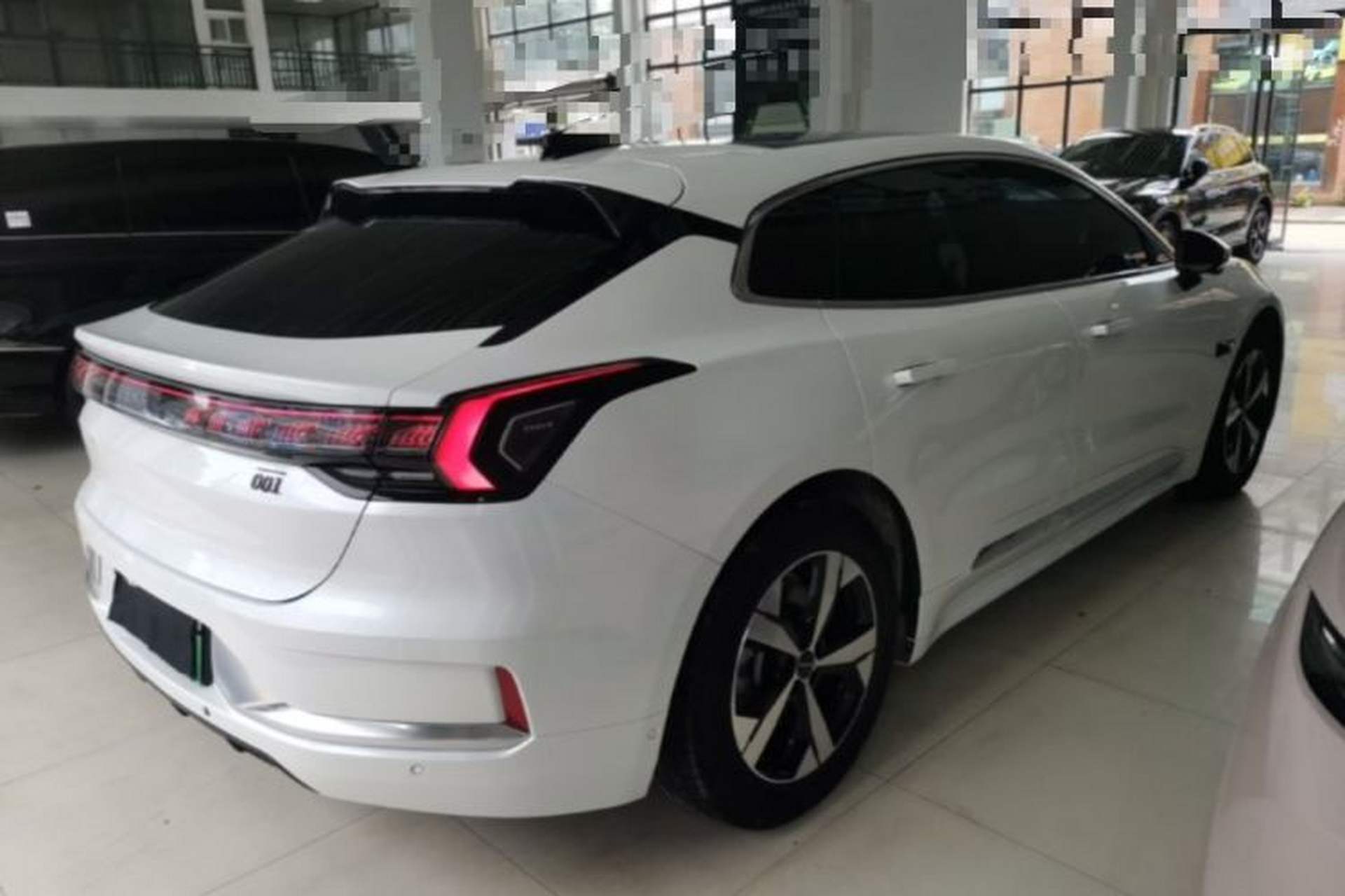 Used Zeekr 001 2023 WE Edition 86 kWh Rear Right 45 Deg