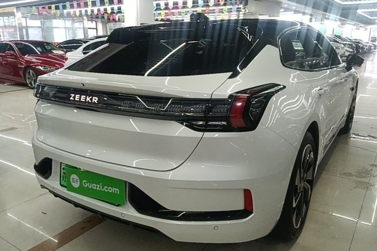 Used Zeekr 001 2023 WE Edition 86 kWh Rear Right 45 Deg