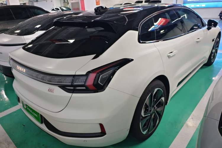 Used Zeekr 001 2023 WE Edition 86 kWh Rear Right 45 Deg
