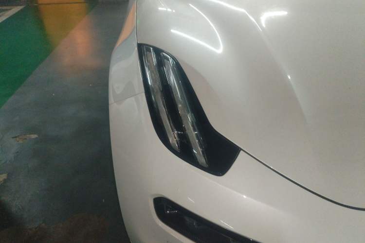 Used Zeekr 001 2023 WE Edition 100 kWh Right Front Headlight
