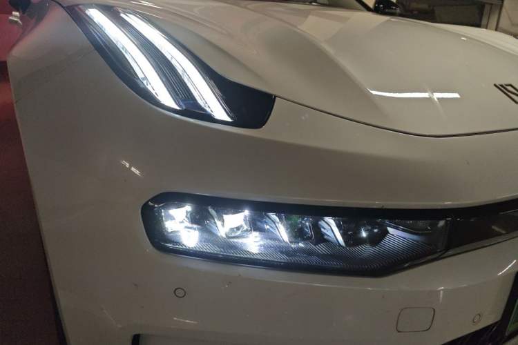 Used Zeekr 001 2023 ME Edition 100 kWh Right Front Headlight