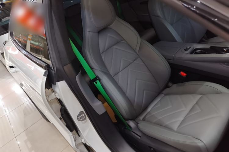 Used Zeekr 001 2023 WE Edition 100 kWh Right Front Seat