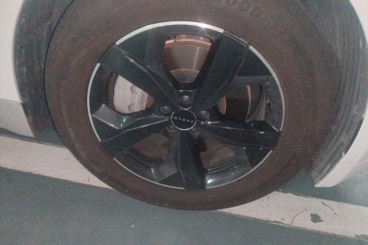 Used Zeekr 001 2023 WE Edition 100 kWh Right Front Wheel Hub
