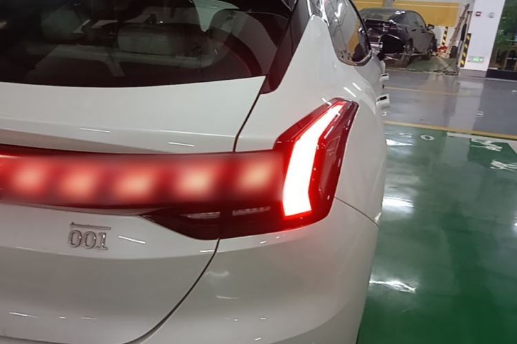 Used Zeekr 001 2023 WE Edition 86 kWh Right Rear Taillight