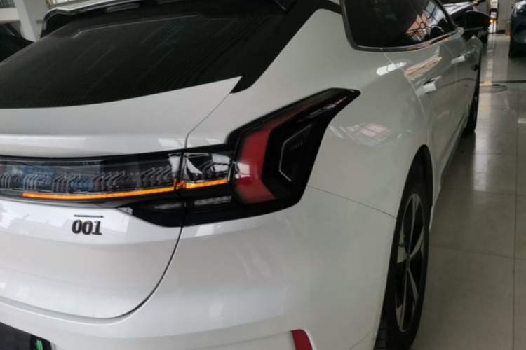 Used Zeekr 001 2023 WE Edition 86 kWh Right Rear Taillight