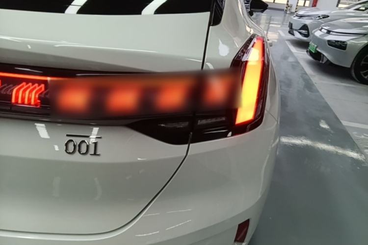 Used Zeekr 001 2023 WE Edition 100 kWh Right Rear Taillight