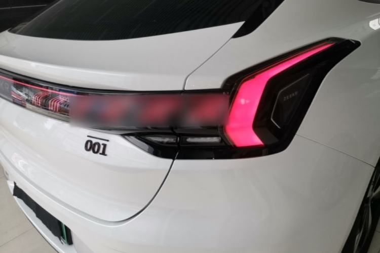 Used Zeekr 001 2023 WE Edition 86 kWh Right Rear Taillight