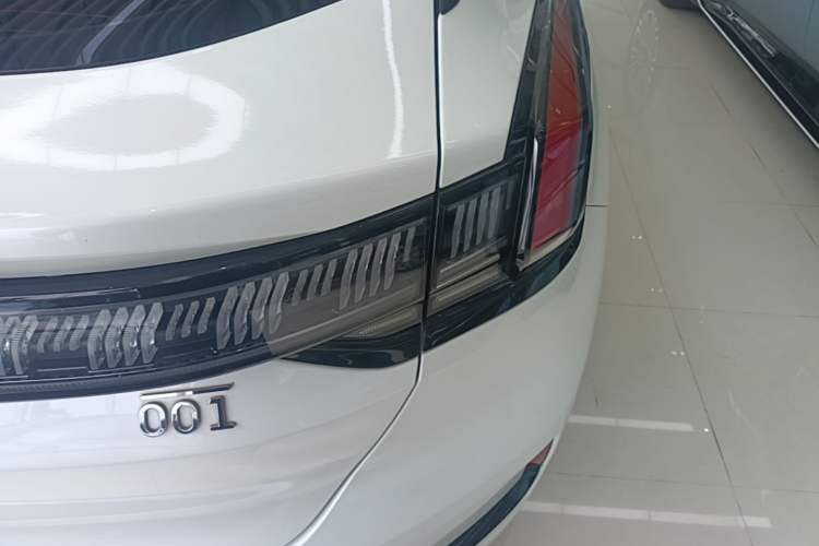 Used Zeekr 001 2023 WE Edition 86 kWh Right Rear Taillight