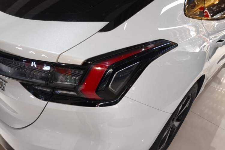 Used Zeekr 001 2023 WE Edition 100 kWh Right Rear Taillight