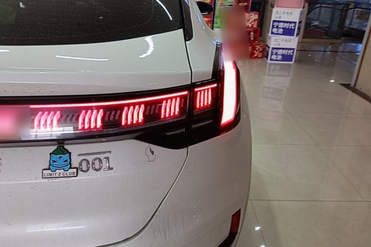 Used Zeekr 001 2023 WE Edition 100 kWh Right Rear Taillight