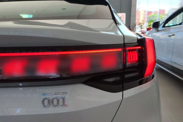 Used Zeekr 001 2023 WE Edition 100 kWh Right Rear Taillight