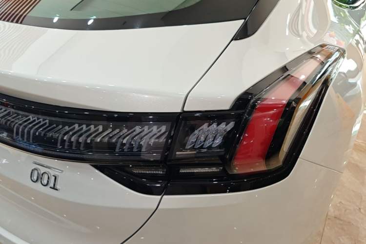 Used Zeekr 001 2023 WE Edition 100 kWh Right Rear Taillight