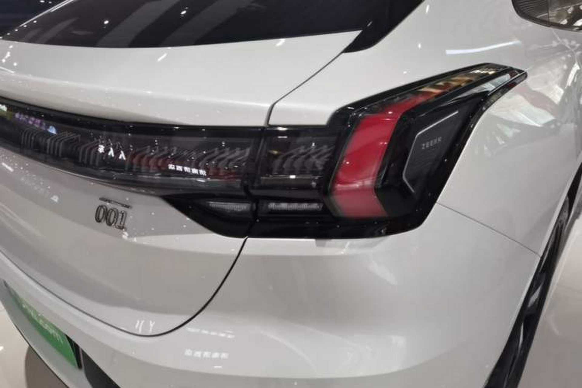 Used Zeekr 001 2023 WE Edition 100 kWh Right Rear Taillight