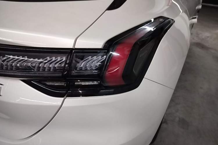 Used Zeekr 001 2023 WE Edition 100 kWh Right Rear Taillight