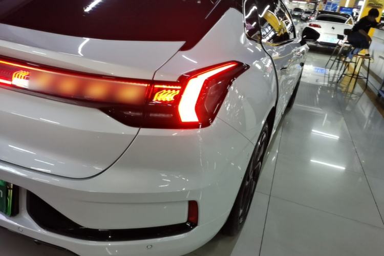 Used Zeekr 001 2023 WE Edition 86 kWh Right Rear Taillight