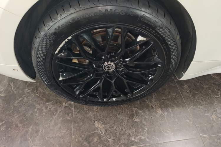 Used Zeekr 001 2023 WE Edition 86 kWh Right Rear Wheel Hub