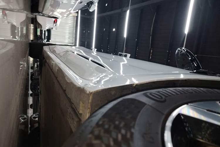 Used Zeekr 001 2023 WE Edition 100 kWh Right Side Sill