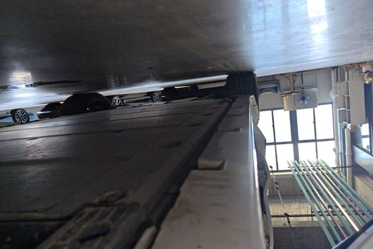 Used Zeekr 001 2023 WE Edition 100 kWh Right Side Sill