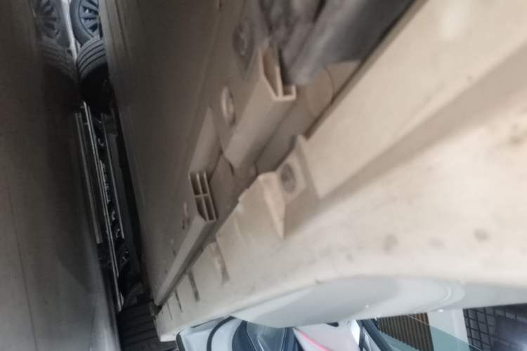 Used Zeekr 001 2023 WE Edition 100 kWh Right Side Sill