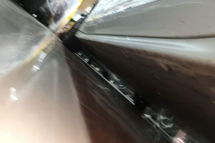 Used Zeekr 001 2023 WE Edition 86 kWh Right Side Sill