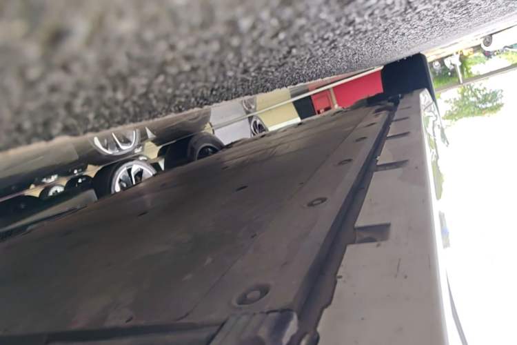 Used Zeekr 001 2023 WE Edition 100 kWh Right Side Sill