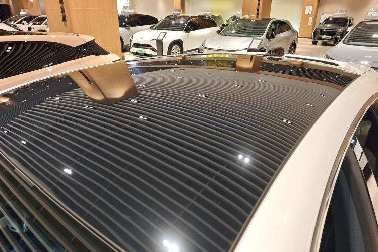 Used Zeekr 001 2023 WE Edition 86 kWh Roof