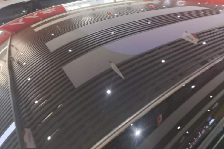 Used Zeekr 001 2023 WE Edition 100 kWh Roof