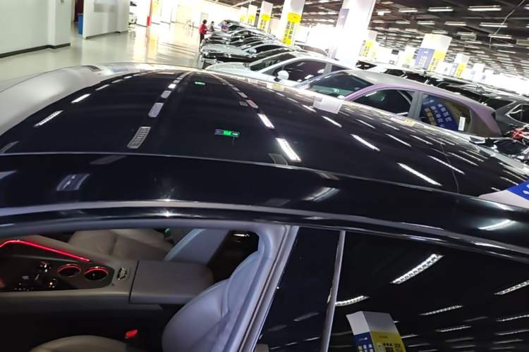 Used Zeekr 001 2023 WE Edition 86 kWh Roof
