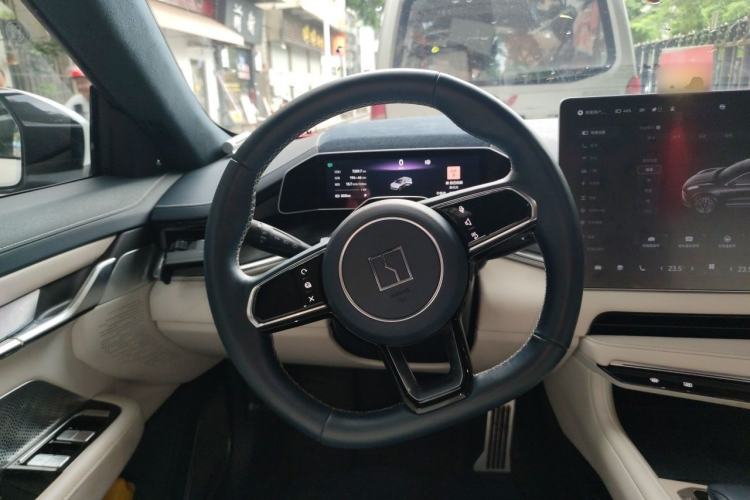 Used Zeekr 001 2023 YOU Edition 100 kWh Steering Wheel