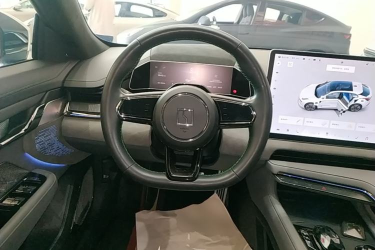 Used Zeekr 001 2023 WE Edition 100 kWh Steering Wheel