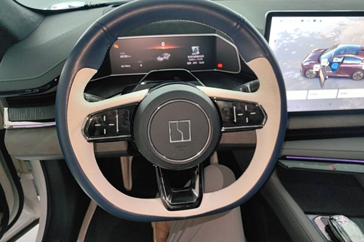 Used Zeekr 001 2023 WE Edition 86 kWh Steering Wheel
