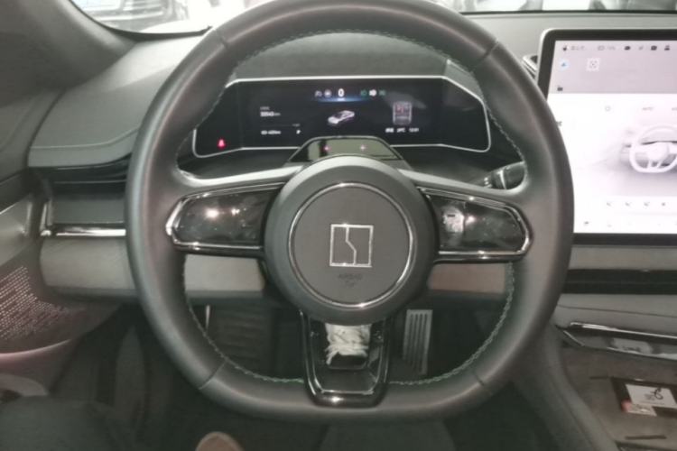 Used Zeekr 001 2023 WE Edition 86 kWh Steering Wheel