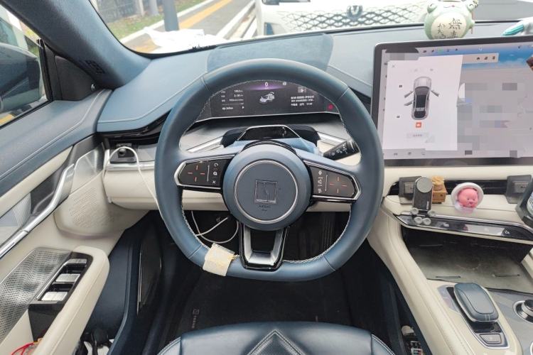 Used Zeekr 001 2023 WE Edition 86 kWh Steering Wheel