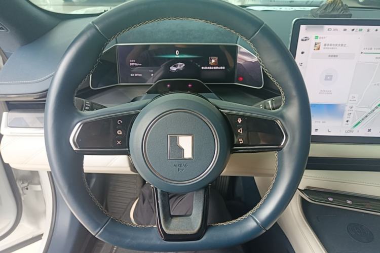 Used Zeekr 001 2023 WE Edition 86 kWh Steering Wheel