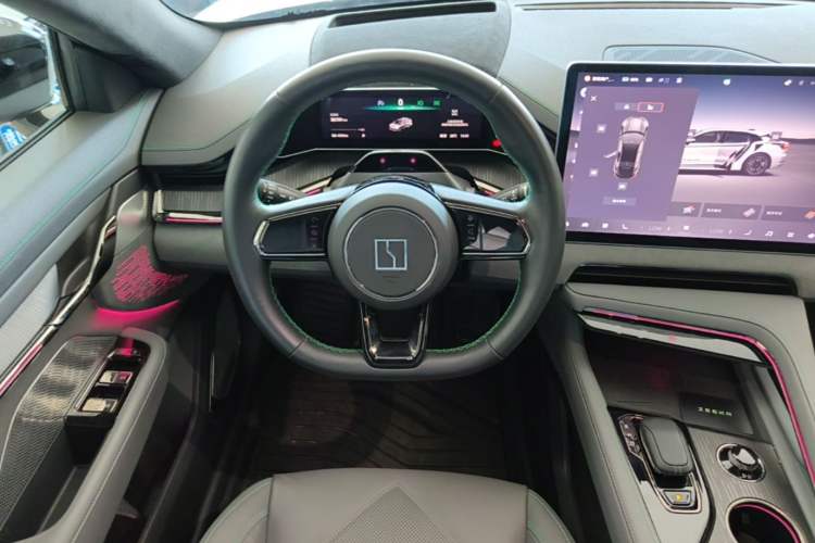 Used Zeekr 001 2023 WE Edition 100 kWh Steering Wheel